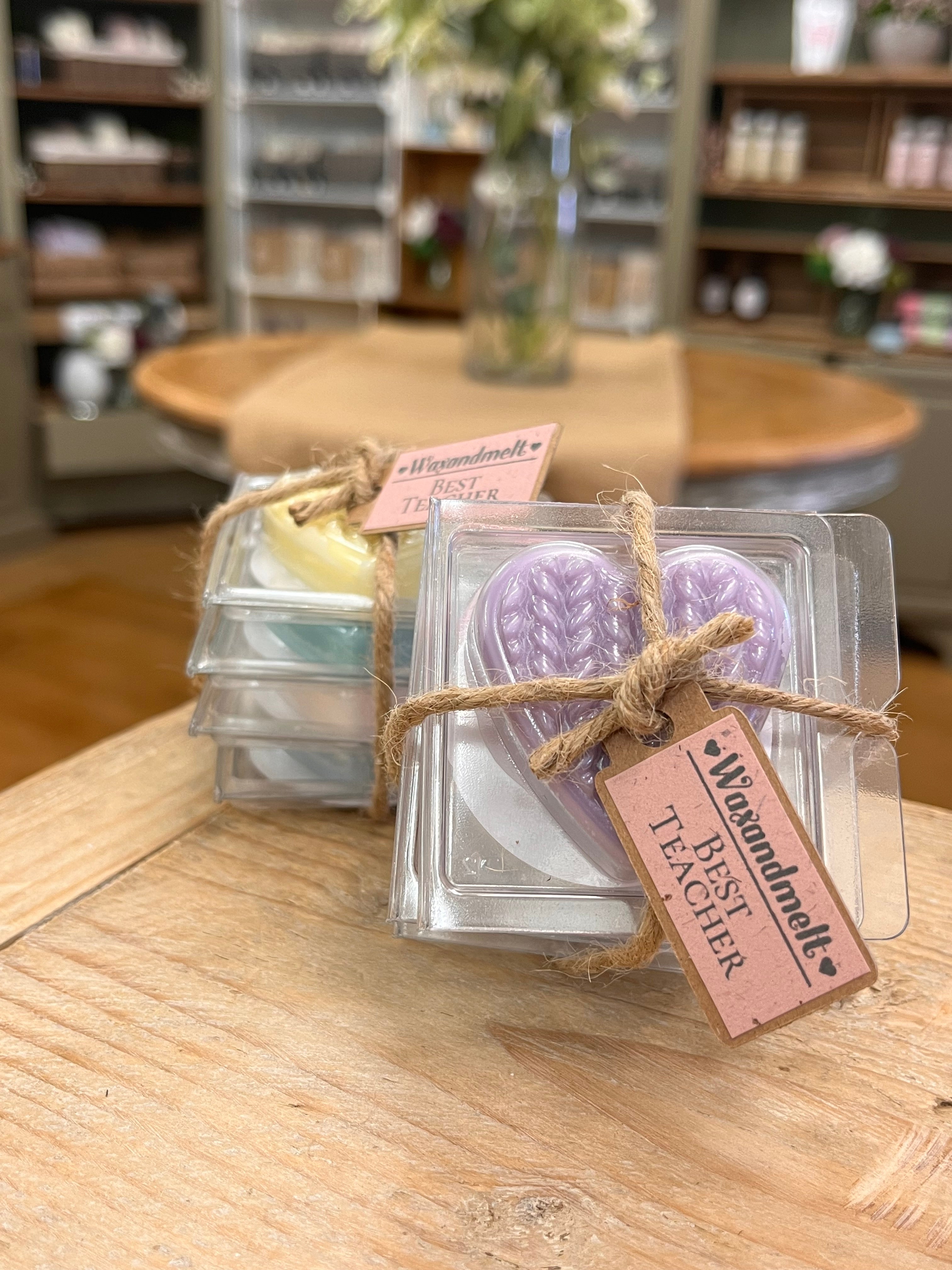 TEACHER HEART POD SET